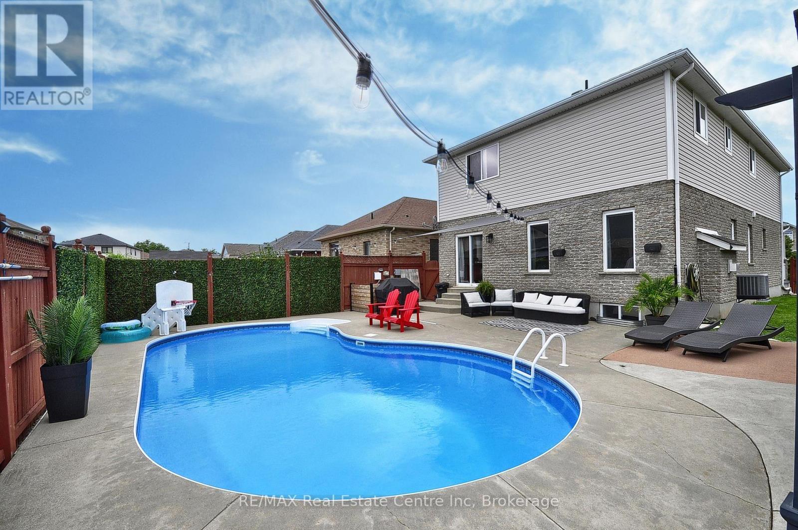 3 Lockwood Street, Cambridge, ON