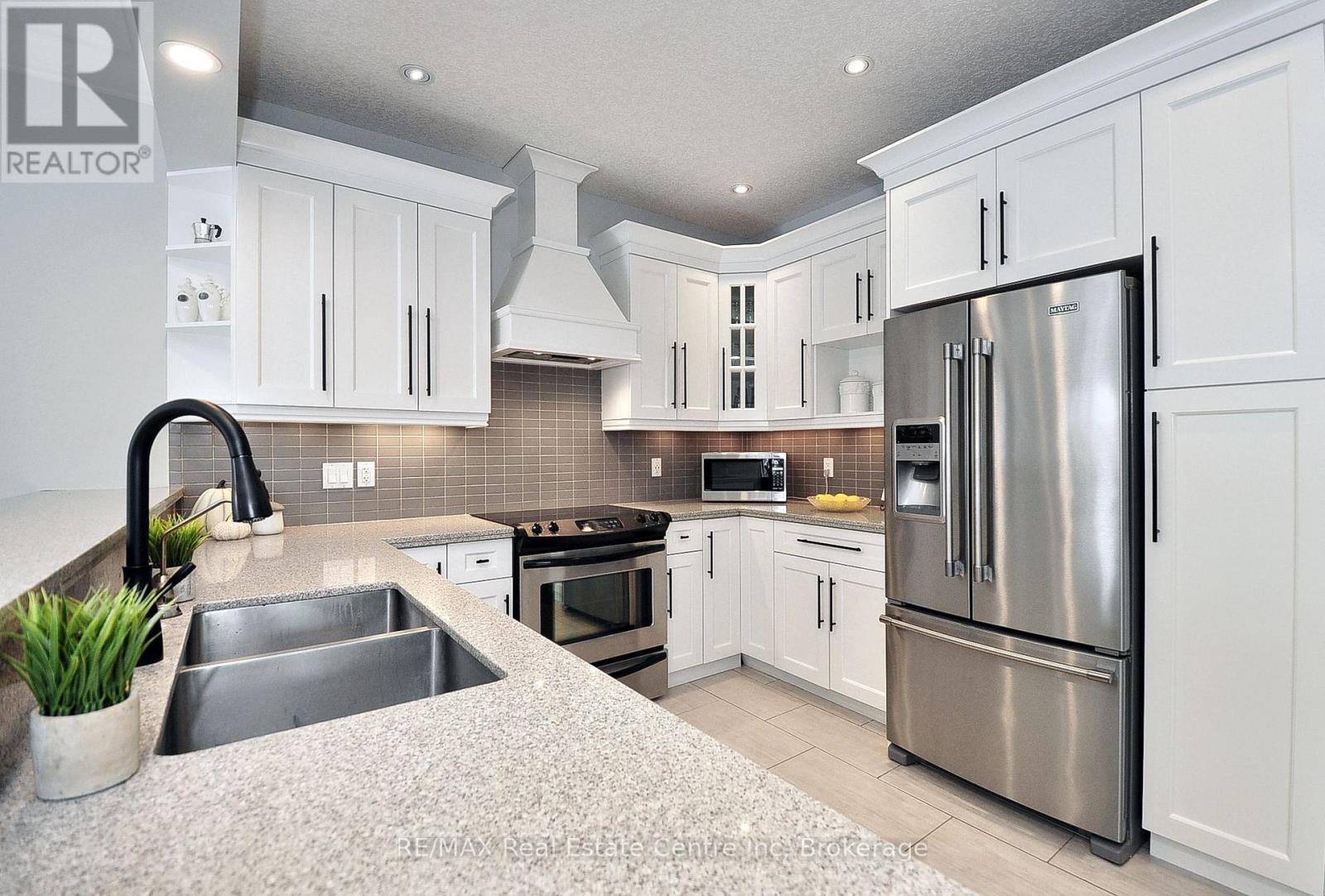 3 Lockwood Street, Cambridge, ON