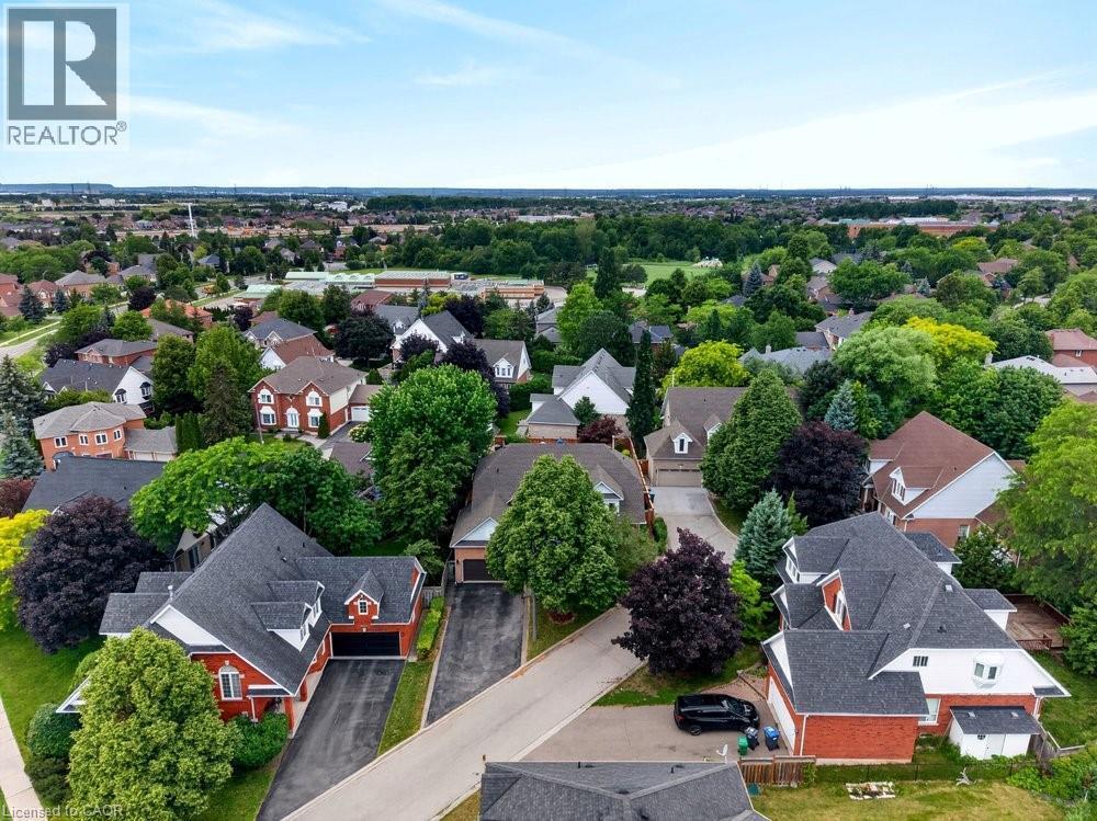 3334 Trelawny Circle, Mississauga, ON