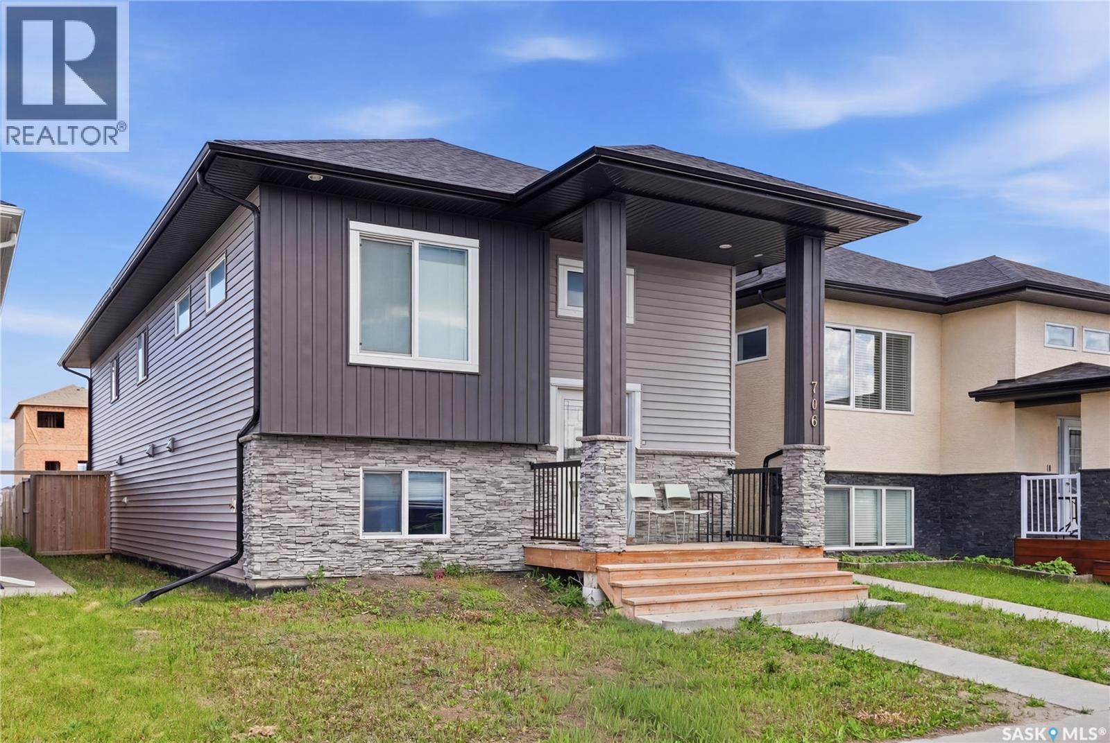 706 Ells Lane, Saskatoon, SK