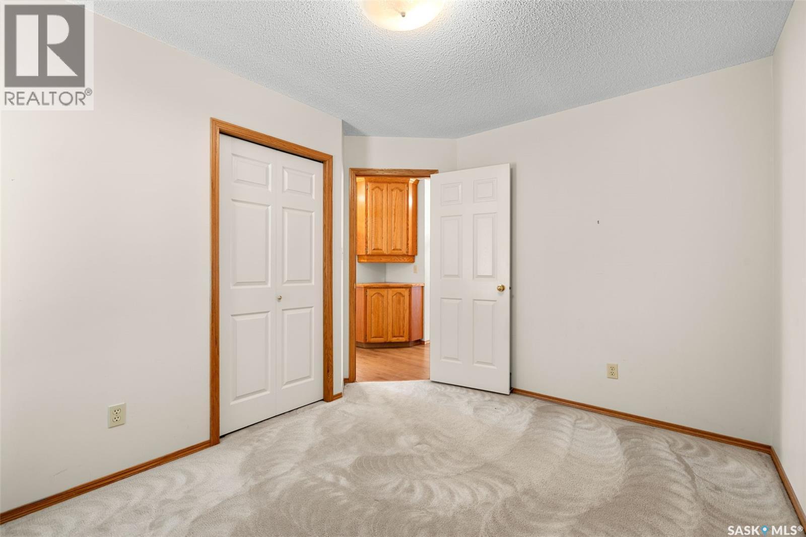 3054 Wascana Glen, Regina, SK
