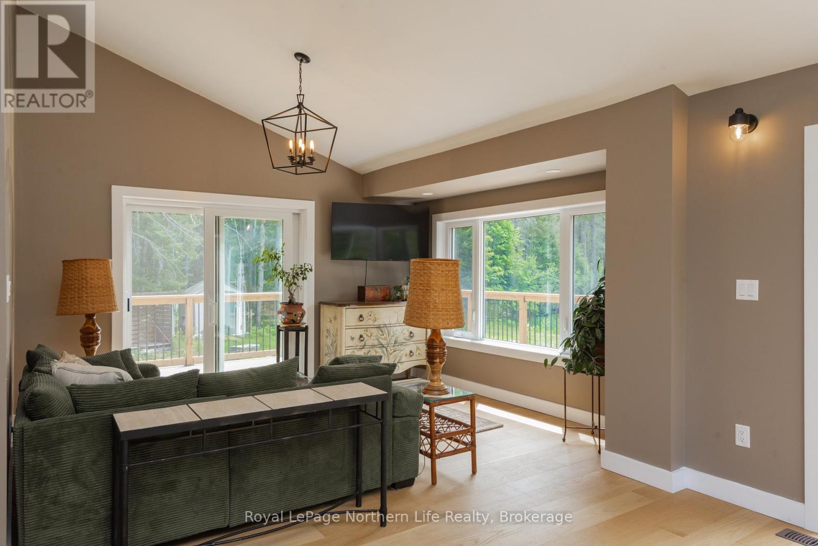70 Highway 17 E, Bonfield, ON