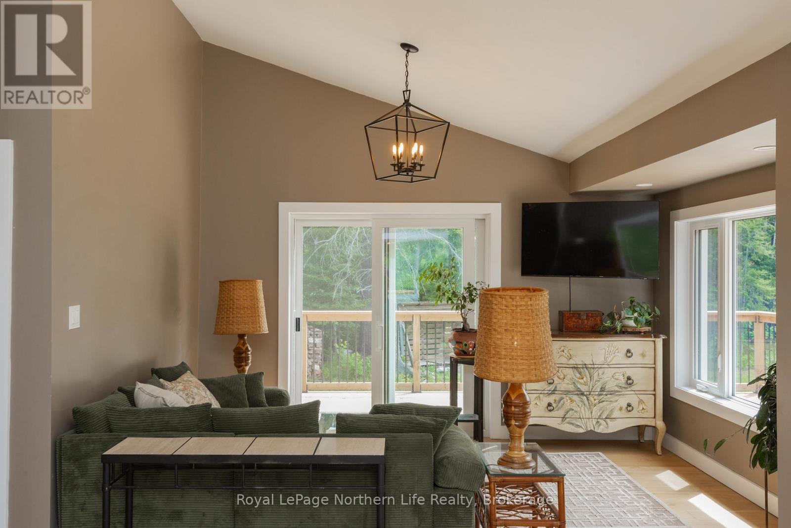 70 Highway 17 E, Bonfield, ON