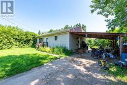 Quick easy commute to Pembroke or Petawawa - 