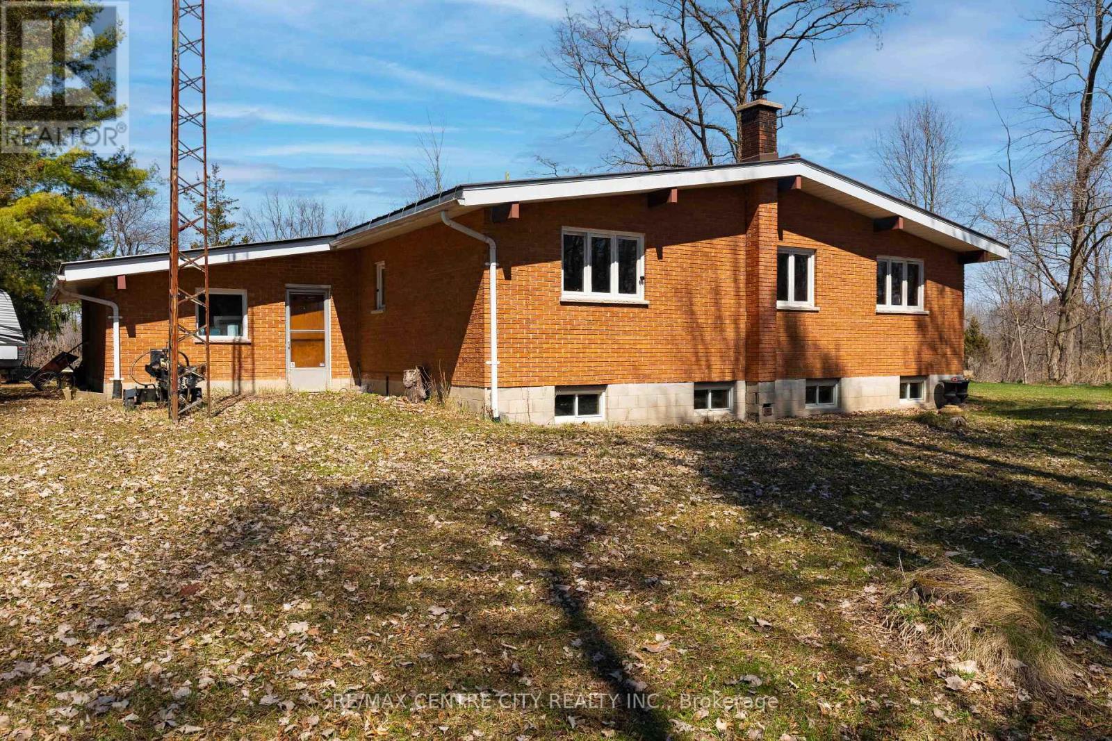 Side Views - 23171 Talbot Line, West Elgin, ON