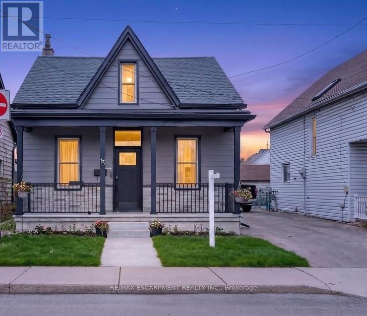 13 Richmond Street, Hamilton, ON