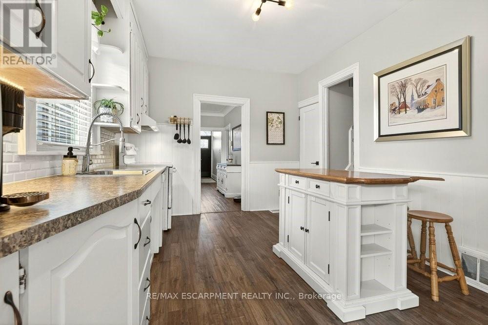 13 Richmond Street, Hamilton, ON