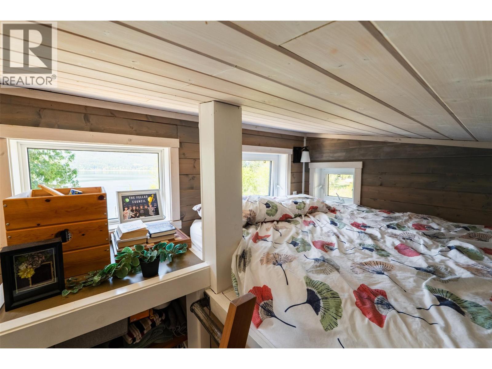 6736 3A Highway, Nelson, BC