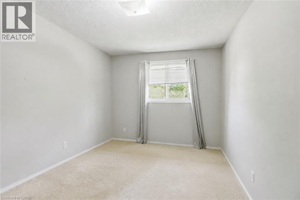 565 Rymal Road E Unit# 2, Hamilton, ON - Indoor Photo Showing Other Room