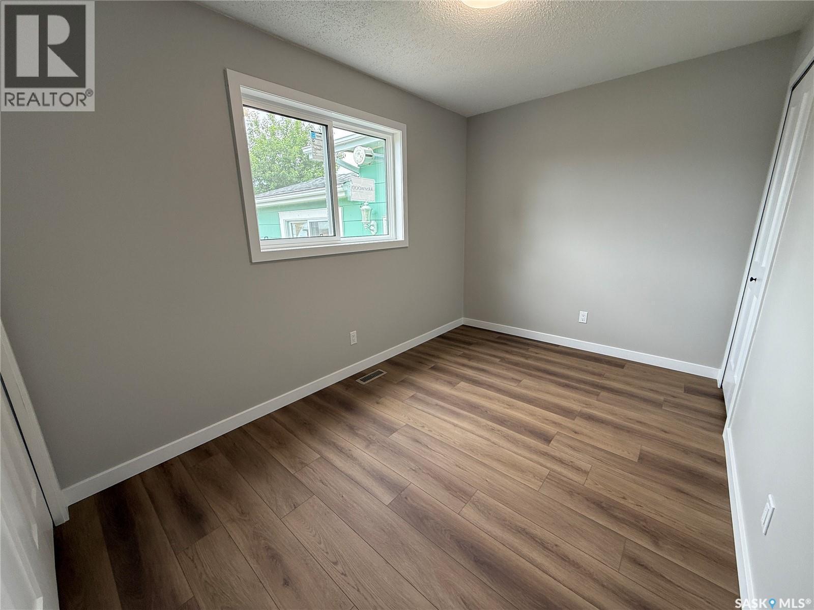 261 Bean Crescent, Weyburn, SK