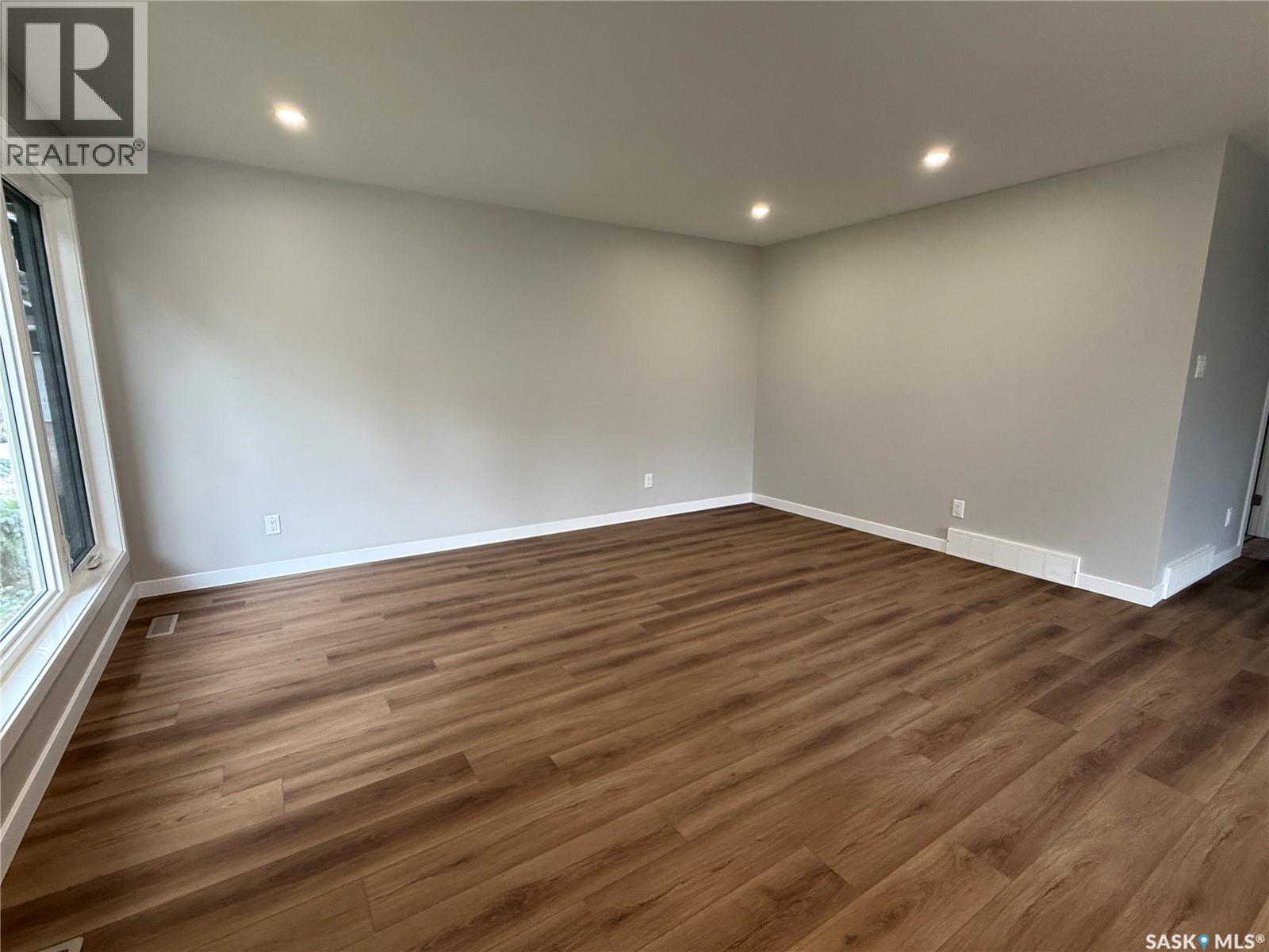 261 Bean Crescent, Weyburn, SK