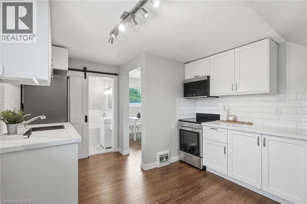 410 Beach Boulevard, Hamilton, ON