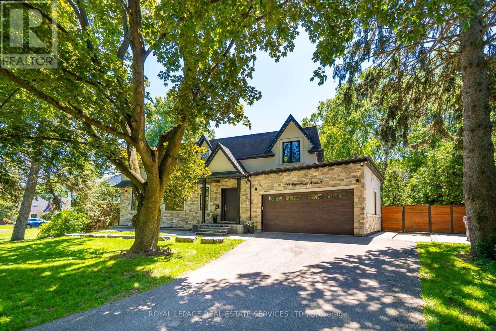 1568 Broadmoor Avenue, Mississauga, ON