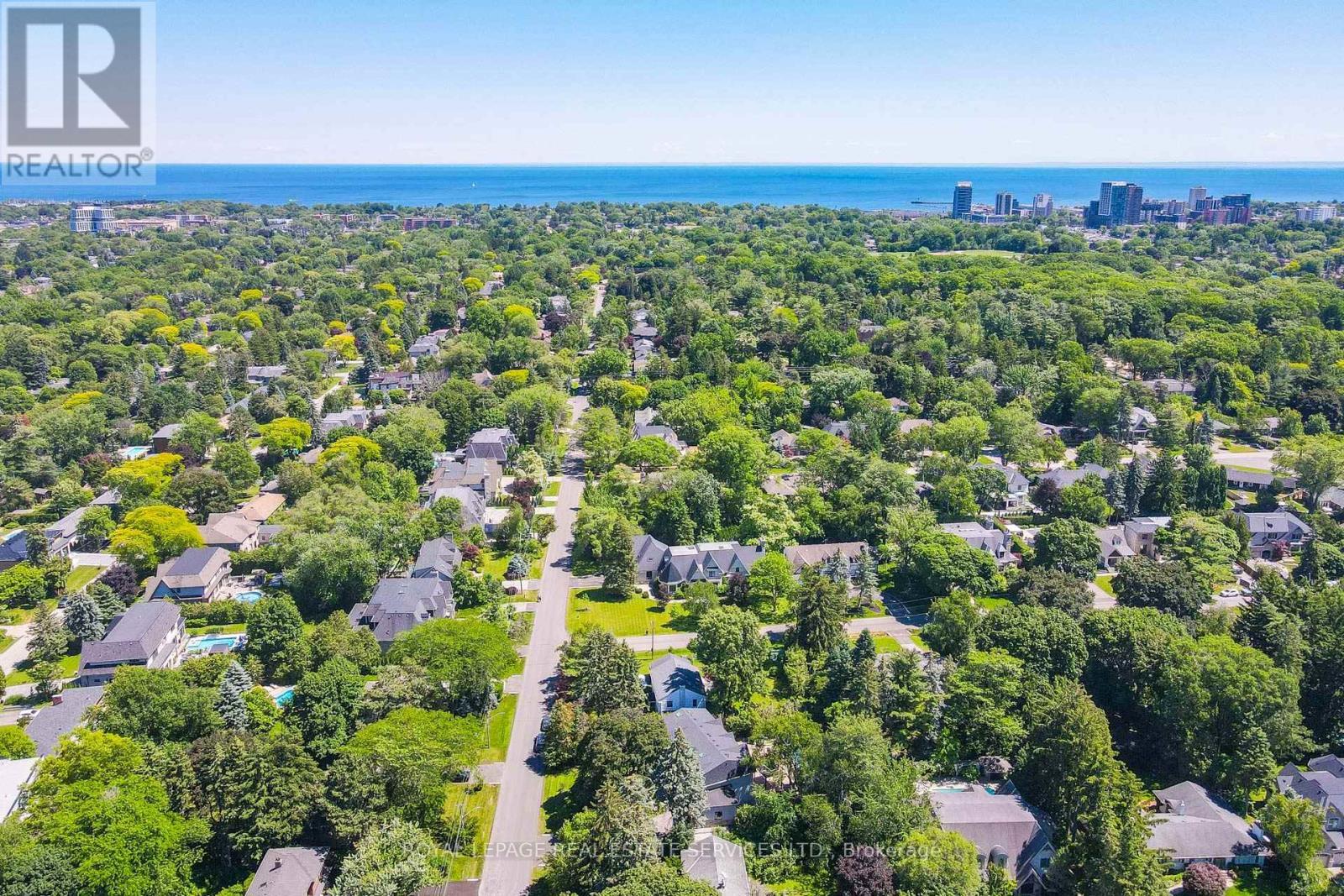 1568 Broadmoor Avenue, Mississauga, ON