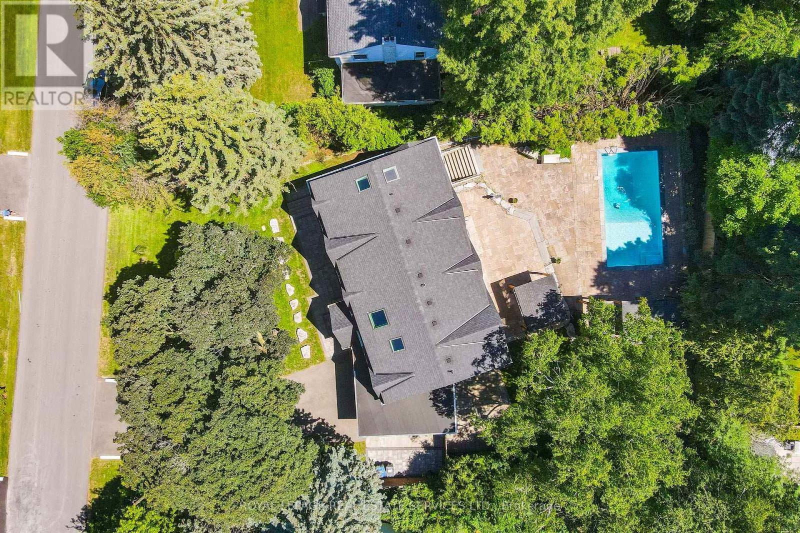 1568 Broadmoor Avenue, Mississauga, ON