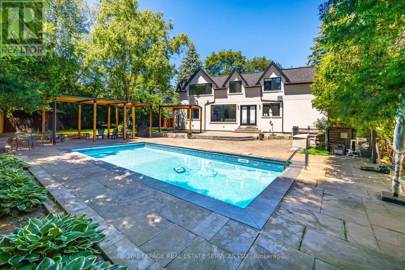 1568 Broadmoor Avenue, Mississauga, ON