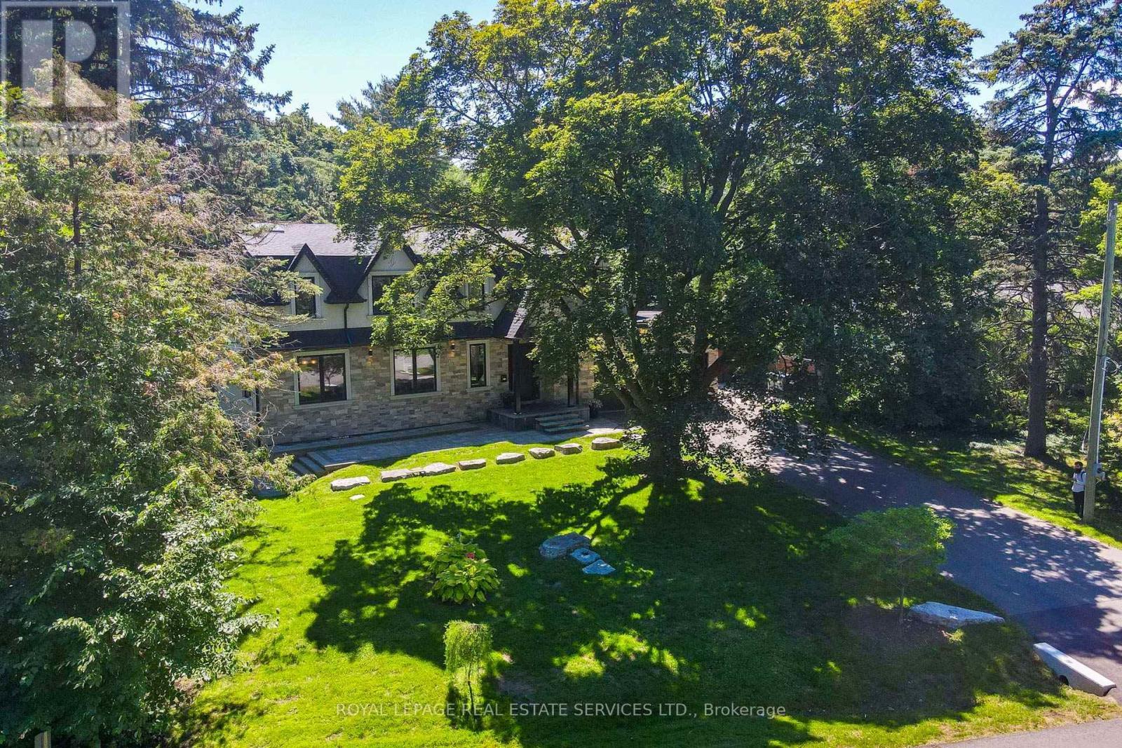 1568 Broadmoor Avenue, Mississauga, ON
