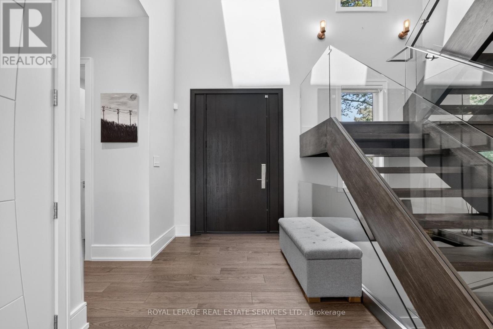 1568 Broadmoor Avenue, Mississauga, ON