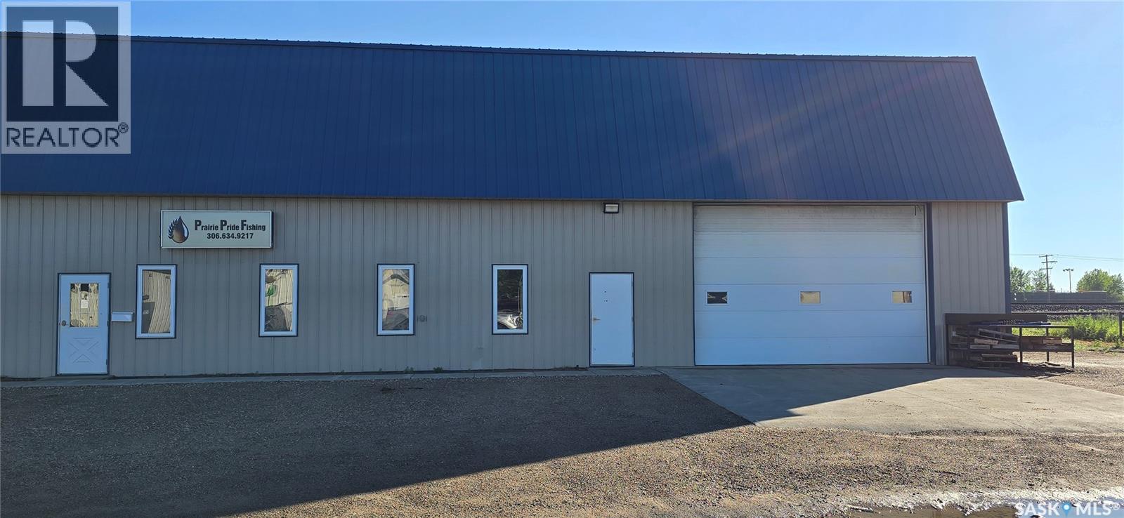 B 1009 6Th Street, Estevan, SK