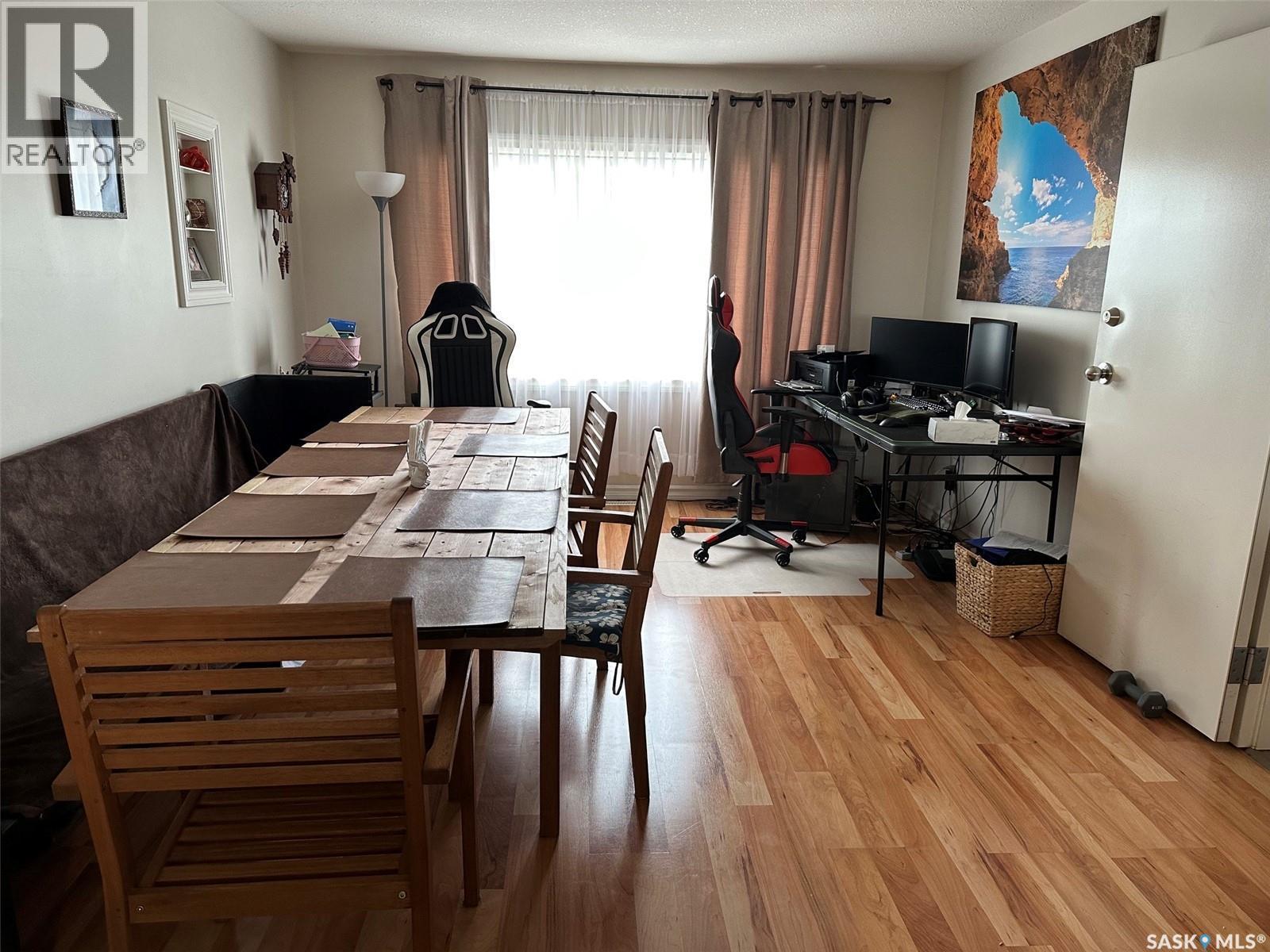 344 Young Street, Macoun, SK - Indoor Photo Showing Dining Room