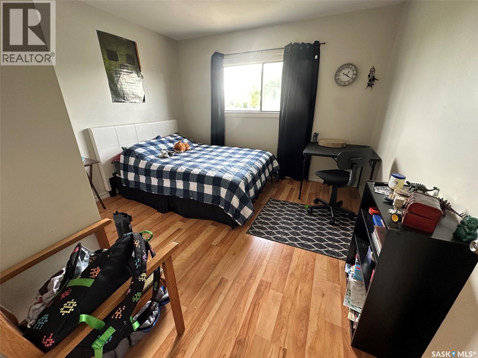 344 Young Street, Macoun, SK - Indoor Photo Showing Bedroom