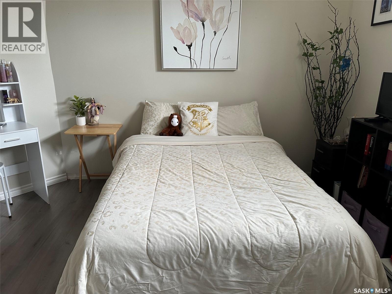 344 Young Street, Macoun, SK - Indoor Photo Showing Bedroom