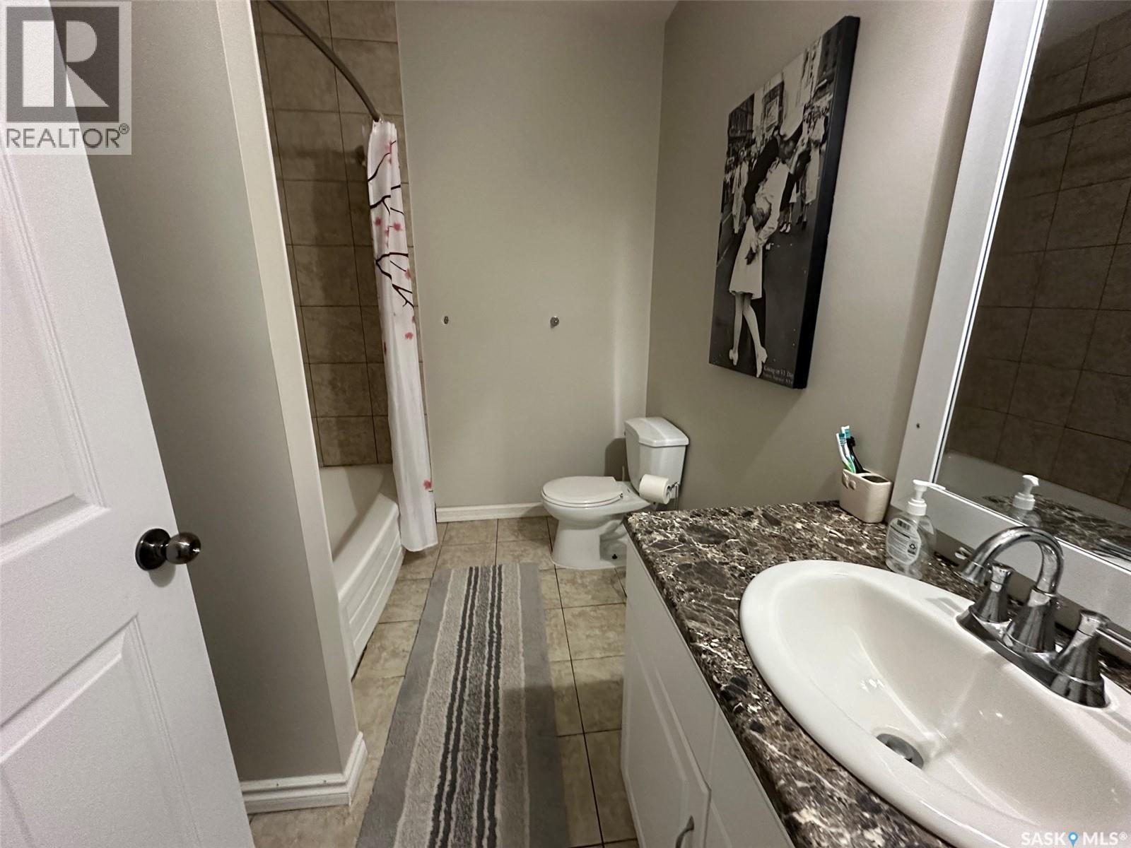 344 Young Street, Macoun, SK - Indoor Photo Showing Bathroom