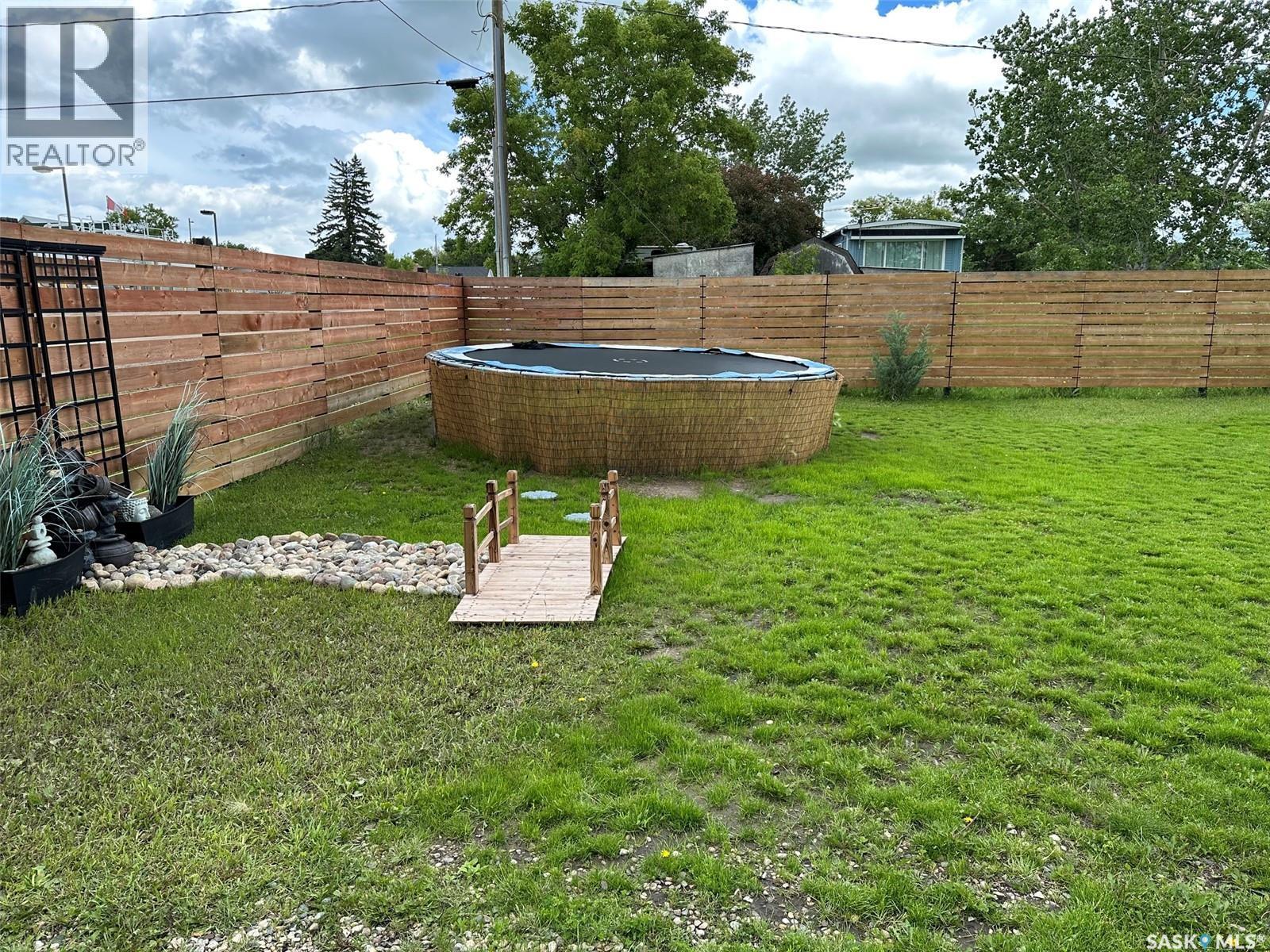 344 Young Street, Macoun, SK - Outdoor