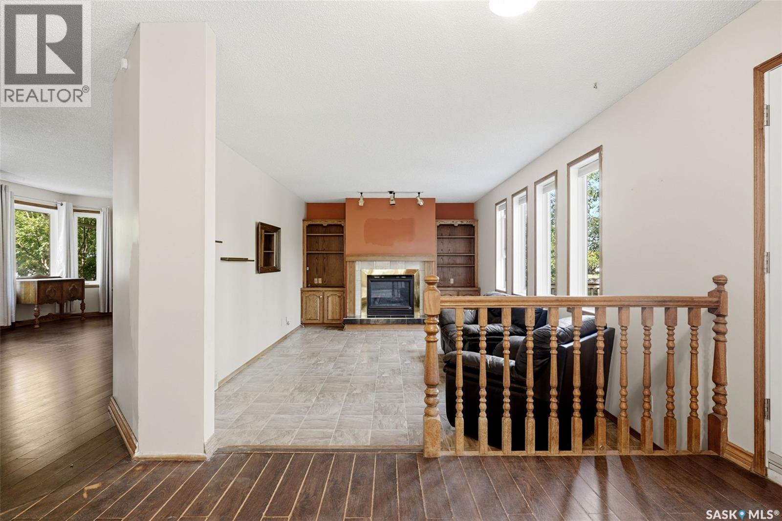 6703 Maplecrest Place, Regina, SK