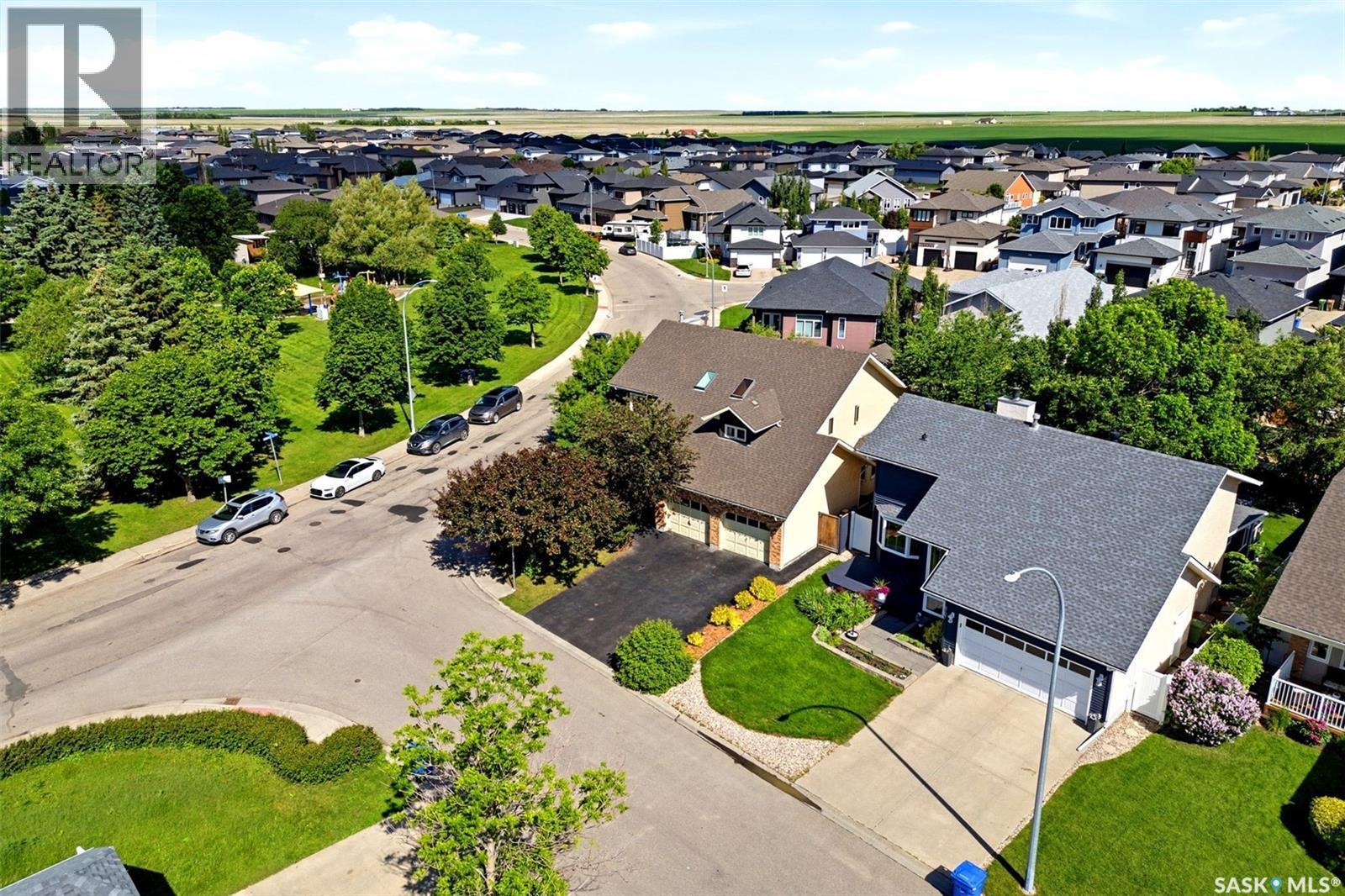 6703 Maplecrest Place, Regina, SK