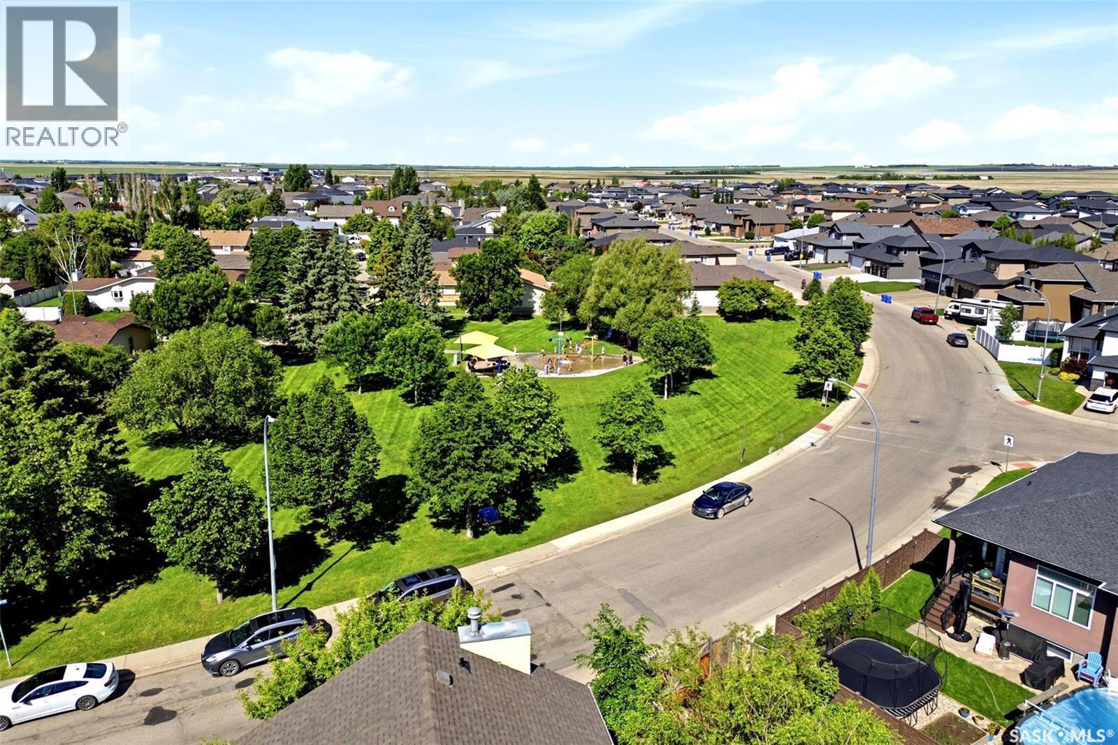 6703 Maplecrest Place, Regina, SK