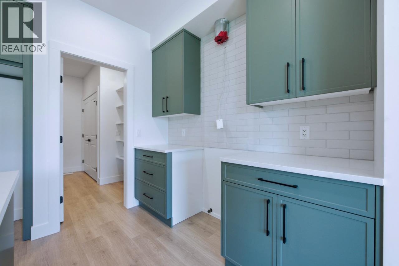 377 Arrowleaf Rise, Coldstream, BC - Indoor