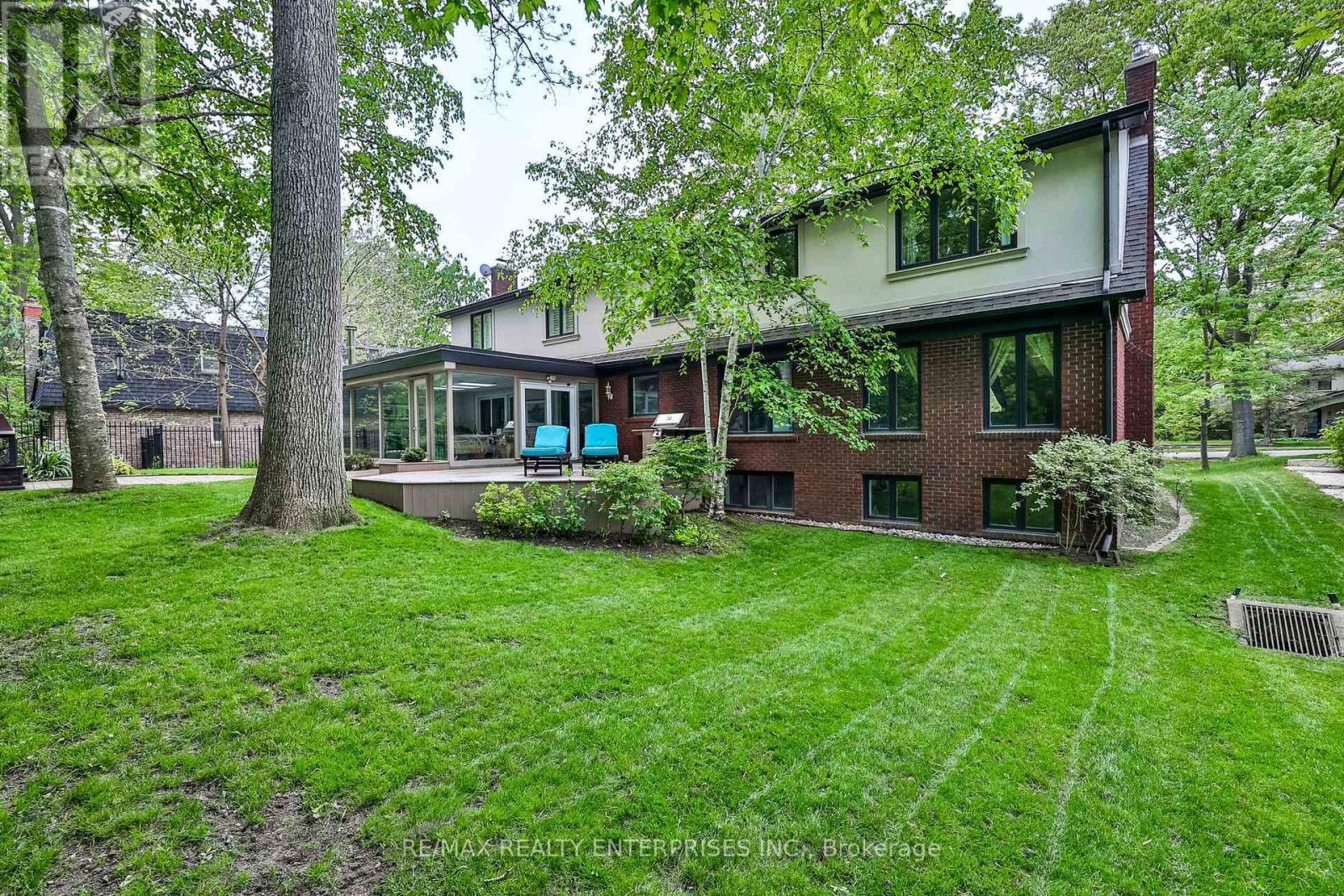 208 Mineola Road W, Mississauga, ON
