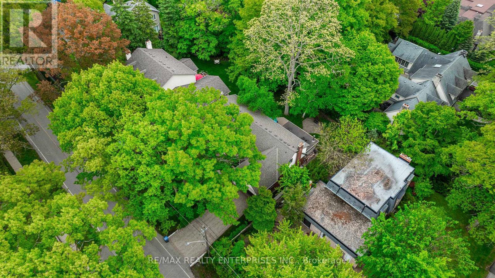 208 Mineola Road W, Mississauga, ON