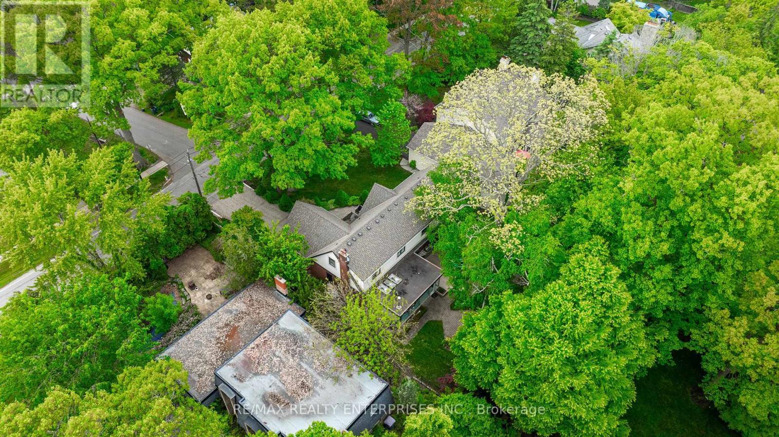 208 Mineola Road W, Mississauga, ON
