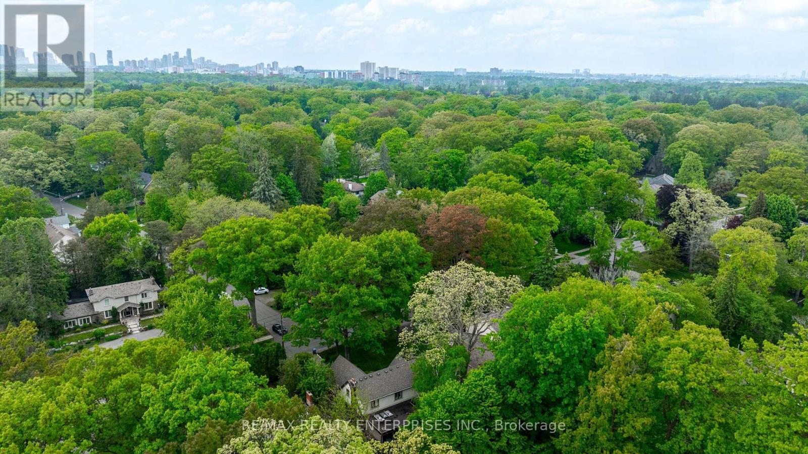 208 Mineola Road W, Mississauga, ON