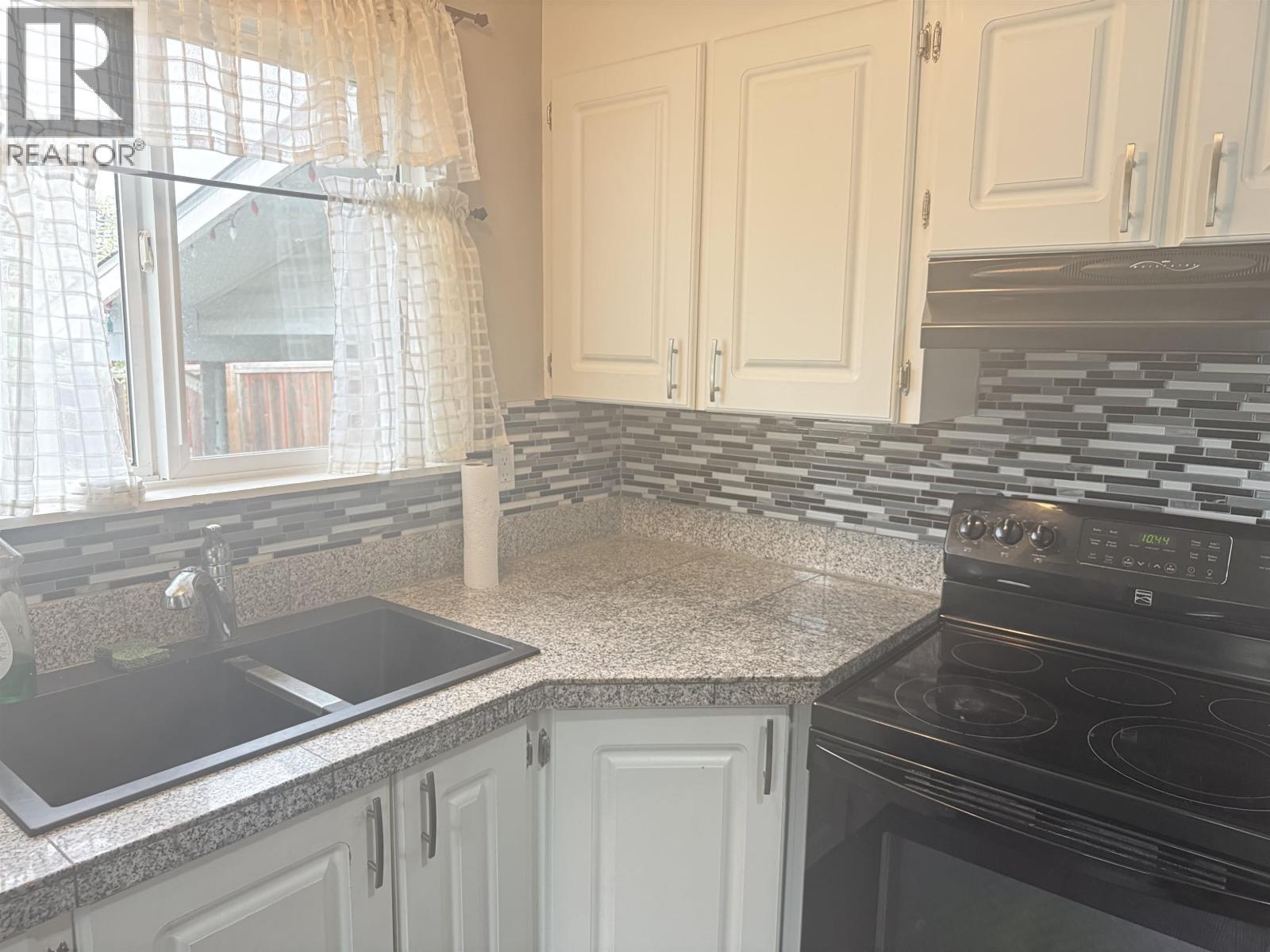 220 Crysdale Drive, Mackenzie, BC