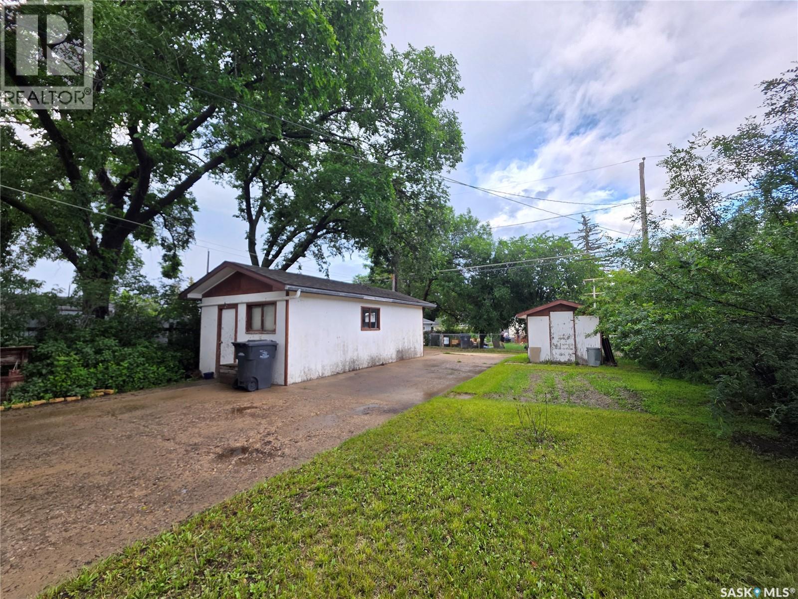 185 3Rd Avenue Se, Swift Current, SK