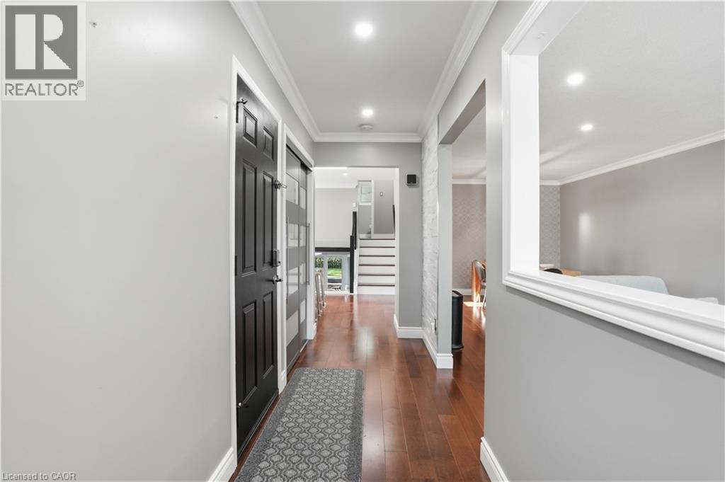 45 Sandra Crescent, Grimsby, ON