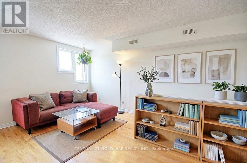 3 Hilda Street, Ottawa, ON