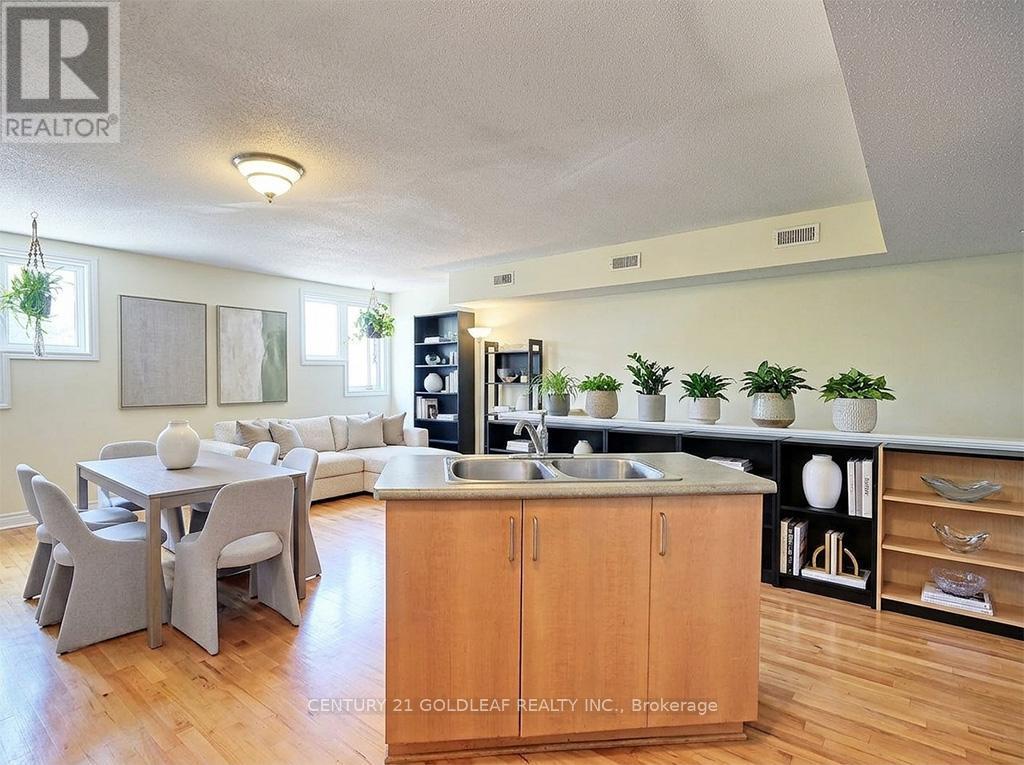 3 Hilda Street, Ottawa, ON