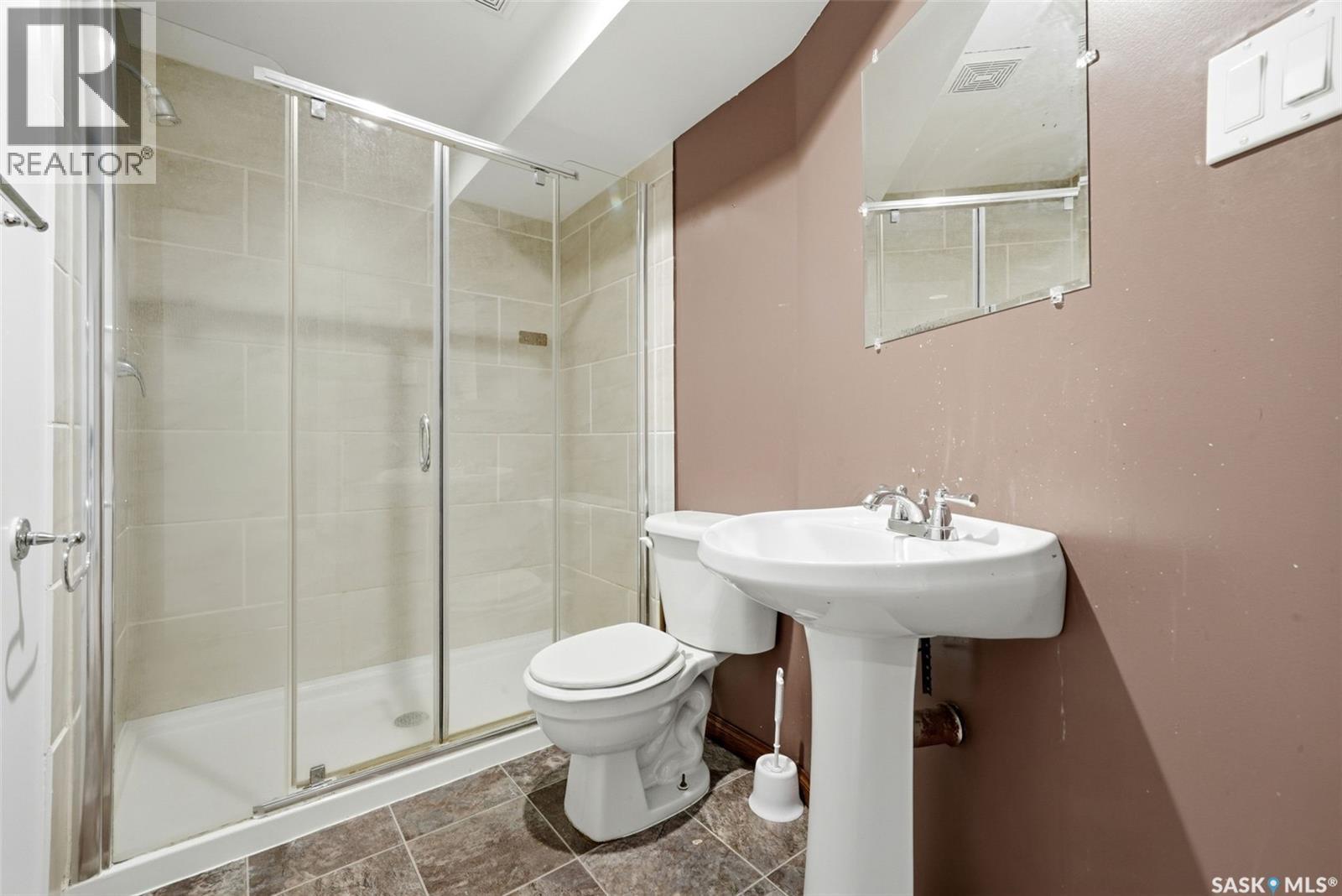3151 Jenkins Drive E, Regina, SK