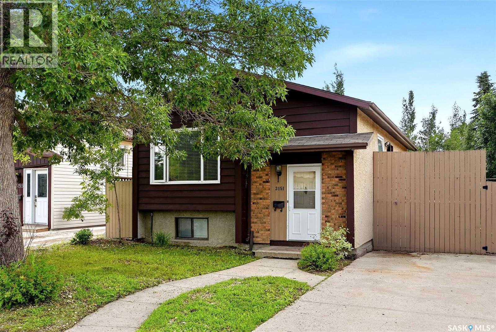 3151 Jenkins Drive E, Regina, SK