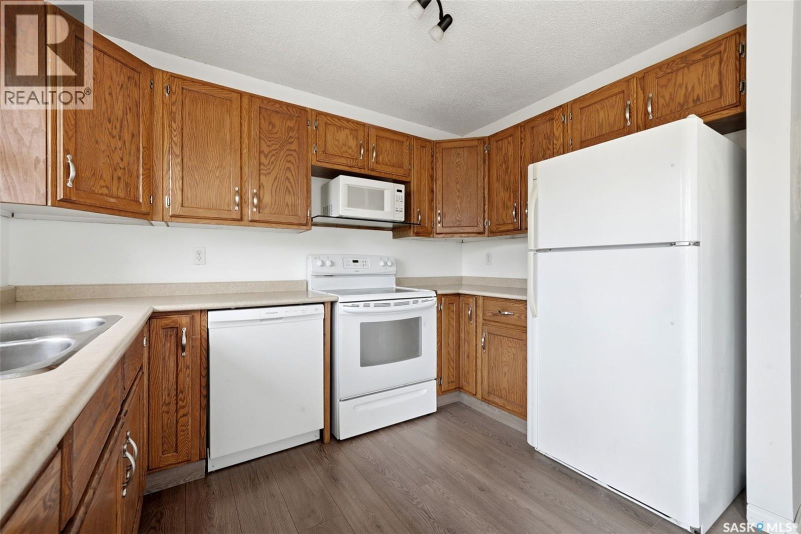 3151 Jenkins Drive E, Regina, SK