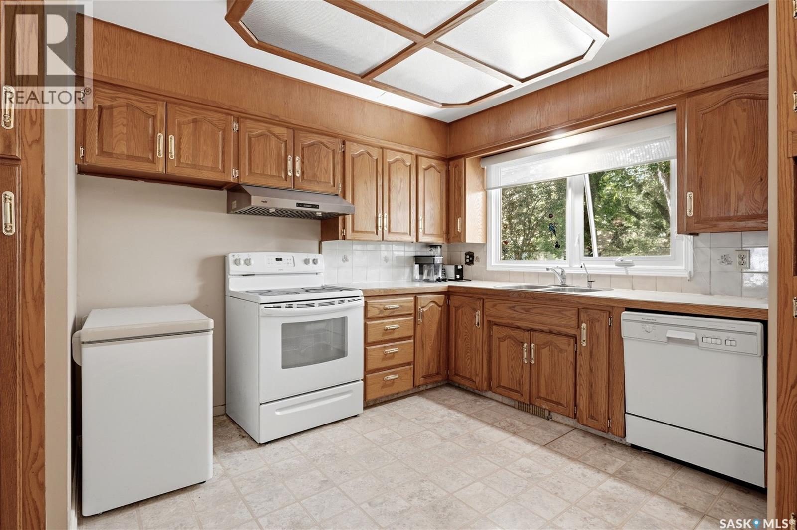 24 Davidson Crescent, Regina, SK