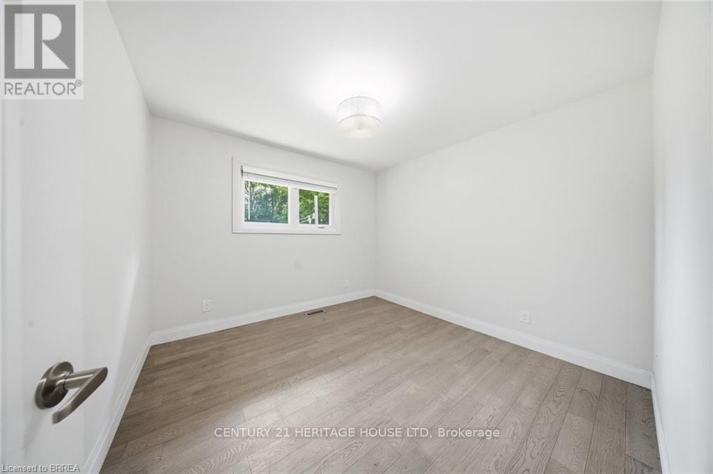 360 Bishopsgate Road, Brant, ON