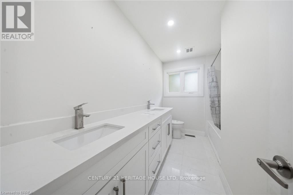 360 Bishopsgate Road, Brant, ON