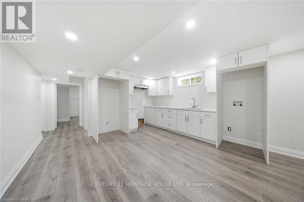 360 Bishopsgate Road, Brant, ON