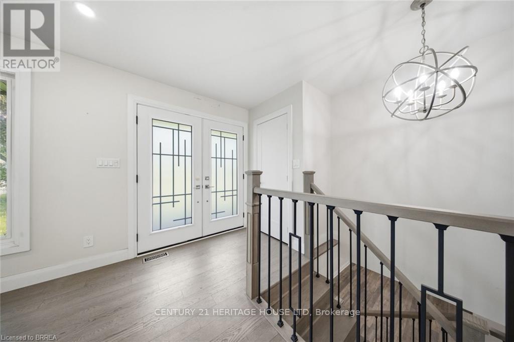 360 Bishopsgate Road, Brant, ON