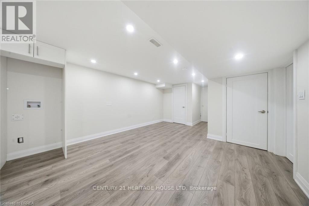 360 Bishopsgate Road, Brant, ON